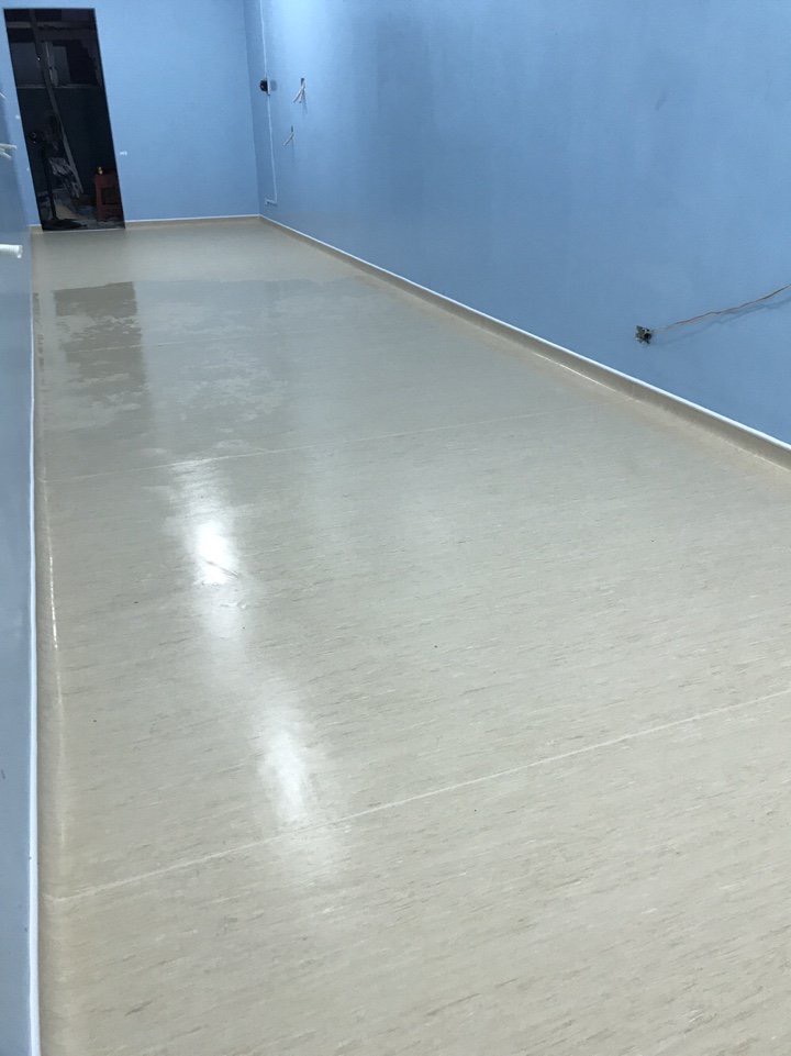 Thi Công Sàn Vinyl Kháng Khuẩn Uy Tín - Vinyl Huyền Phát