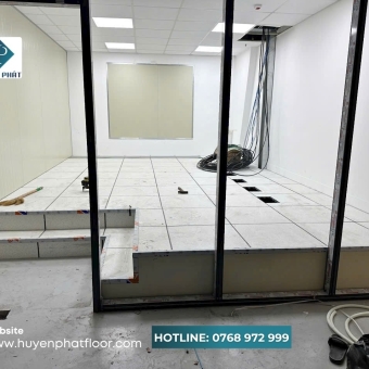 Thi Công Sàn Nâng Kỹ Thuật HPL Cho Phòng Server – Giải Pháp Hạ Tầng Hiện Đại Từ Huyền Phát Floor