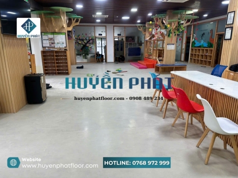 Thi Công Sàn Cuộn Vinyl Cho Trường Mầm Non Tại TP.HCM – Giải Pháp Sàn An Toàn Cho Trẻ Em