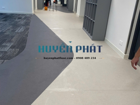 Thi Công Sàn Cuộn Vinyl Trường Quốc Tế AIS