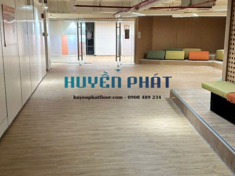Dự Án Thi Công Sàn SPC Cho Trường Đại Học Văn Lang – Giải Pháp Sàn Hiện Đại, Bền Đẹp Và Tiện Nghi
